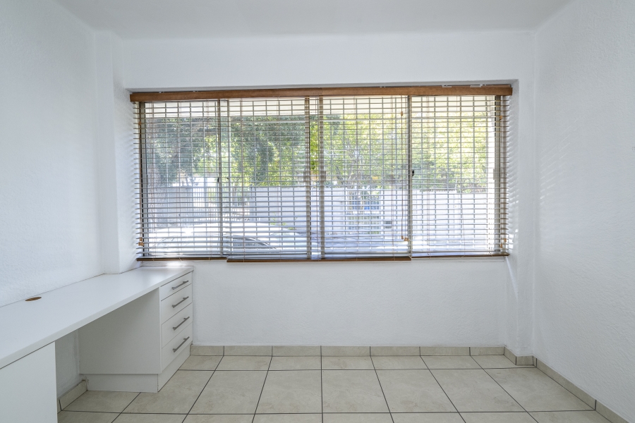 2 Bedroom Property for Sale in Wynberg Western Cape